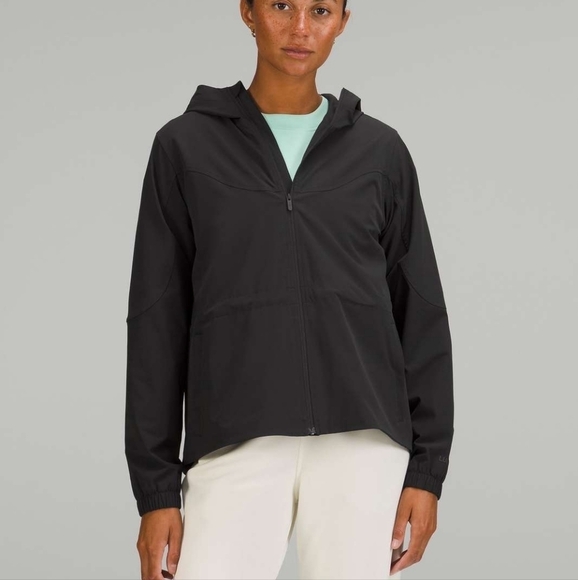 Lululemon Packable Water-Repellent Jacket in Black size 10 NWT - Picture 1 of 8